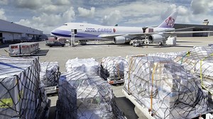 Price war keeps air cargo rates below natural level