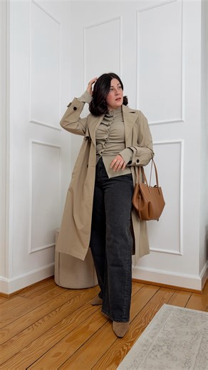 Jacqueline Oberhauser on Instagram: "Ich style heute wieder einen Look aus meinem Kleiderschrank mit einem meiner absolut liebsten Fashion-Hacks: Haarwaschtag 😂 Aber mal ehrlich… Wer kann das nachempfinden, dass man am meisten Motivation hat, sich hübsch anzuziehen, wenn die Haare auch gut liegen? 😘"