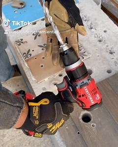 Perforación en concreto duro con el taladro craftsman #herramientas #tools #herramientasprofesionales #perforacion #taladro @dewaltmx @craftsman #poder | La caja de herramientas