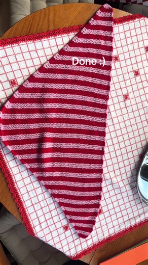 Create a Neckerchief in 12 Hours: Knitting Tutorial