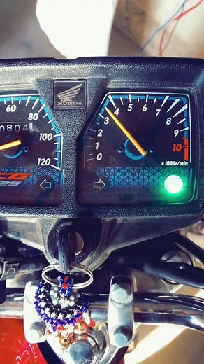 Honda Motorcycle Speedometer and Tachometer Overview