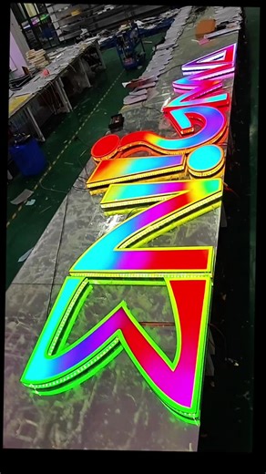 Here's the sign that makes your shop stand out. #sigen #signage #design #signagedesign #shop