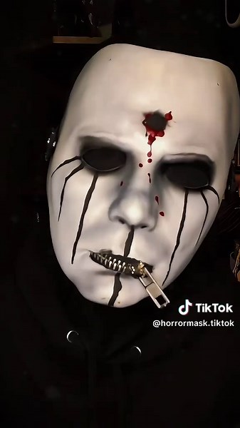 DIY Scary Mask Ideas for Horror Enthusiasts