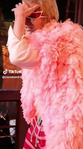 Demonic laughter #doflamingo #donquixotedoflamingo #onepiece #onepieceanime #cosplay #funny #fypシ