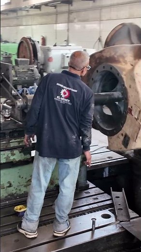 Grinding operation of a reciprocating compressor using a tool post attachment on the lathe ✅