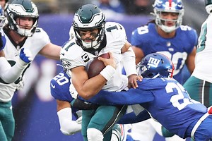 Where To Watch Tonight’s NFL ‘Thursday Night Football’ Game: Eagles/Vikings Prime Video Streaming Info
