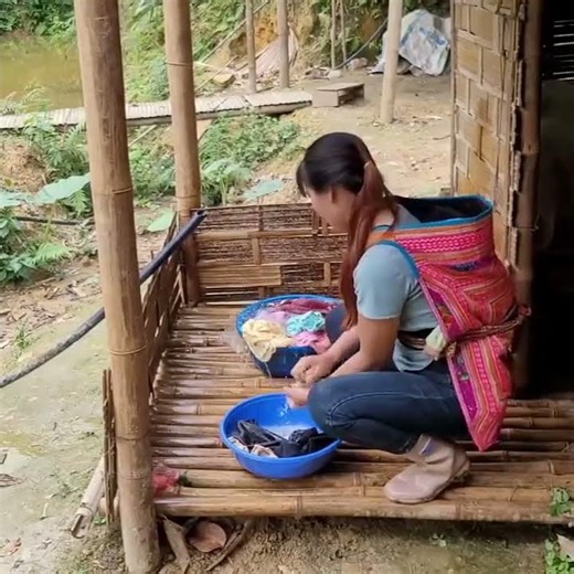 Single Mom Washing Dress