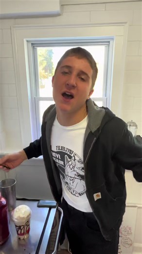 theborohersheysicecream (@theborohersheysicecream)’s video of ice cream video