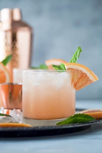 Epic Grapefruit Salty Dog Drink - Easy Vodka Cocktail Recipe!