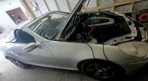 Mercedes-Benz SLK 280 petrol in today for a stage one custom remap....