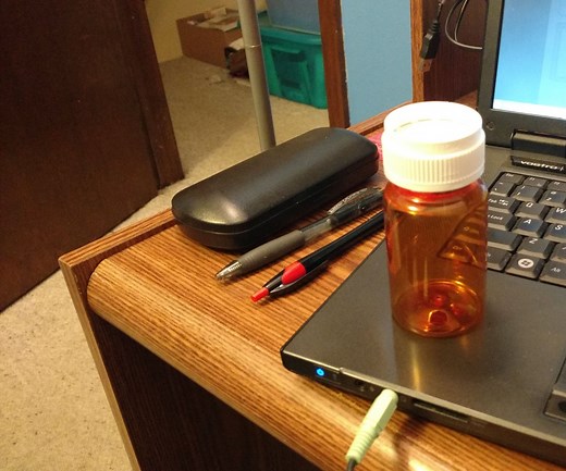 Removing Labels From Pill Bottles and Other Bottles