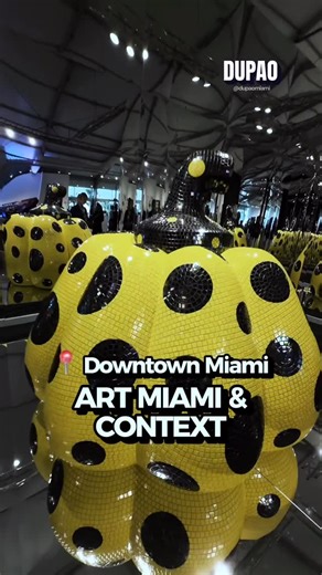 DUPAO Miami by Culturizando on Instagram: "Art Miami celebra su 35ª edición con más de 160 galerías internacionales y grandes nombres como Picasso, Andy Warhol, Yayoi Kusama, Keith Haring, Martin Schoeller, Lucy Sparrow, Peter Tunney, Maggie Hall y Halim Flowers. Y su feria hermana, CONTEXT Art Miami, regresa para su 13ª edición destacando artistas que rompen esquemas como Astrid Verhoef, Fernando Prieto, Christian Verginer, Natan Elkanovich, Sarah Fishbein y Madeleine Gross. 🎨 Un solo destino.