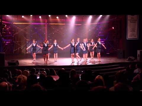 I Saw The Sign - Barden Bellas