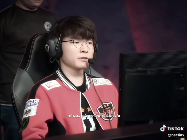 Faker 2017 Highlights: Legendary Plays and Moments