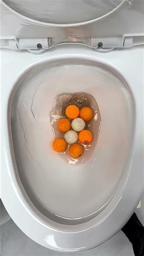 Watch How Water Moves These Ping Pong Balls 💧🏓 #Shorts