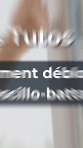 🔧 Les Tutos DL ! Dépanner une fenêtre oscillo-battante 🪟 On vous montre comment la débloquer en quelques étapes simples : 1️⃣ Repérez l'anti-fausse manœuvre près de la poignée 2️⃣ Redressez doucement le vantail 3️⃣ Actionnez l'anti-fausse manœuvre 4️⃣ Tournez la poignée en position horizontale Et voilà, c'est débloqué ! 🎉 👉 Regardez notre tuto vidéo pour voir la technique en action ! #DLMenuiserie #AstucesMaison #Tuto #DIY #FenêtreOscilloBattante #DépannageExpress. # Menuiserie N'hésitez pas
