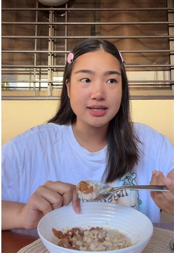 boring meaning only eating bland food, boiled or not much taste 🥲 I mean it does get boring at times but I try to eat more (but always in moderation) 🥙🥗🌯🥪 (and yes I am boring most of the time because ayoko lumalabas na ng house HAHAHA) #fyp #acidicgurlkat #acidreflux #gerd #healthylifestyle