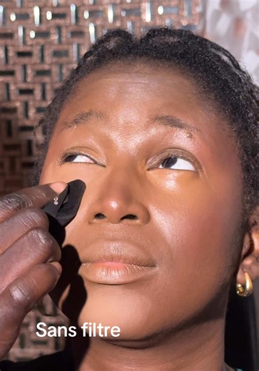 Techniques de maquillage révélées dans une master class