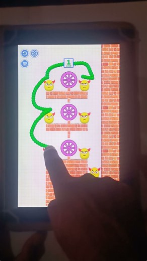 Draw to Smash eggs in tablet game has amazing challenges gameplay