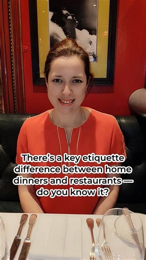 There’s a key etiquette difference between home dinners and restaurant invitations — do you know it? 🍽️ When attending a dinner at someone’s home, arriving fashionably late (about 10–15 minutes) is both considerate and expected. It allows your host those final moments of preparation. However, for a restaurant dinner, timing is everything. ⏰ Guests are expected to arrive punctually — if it’s scheduled for 7:30 pm, that’s when you should be seated. Subtle differences like these make all the diffe