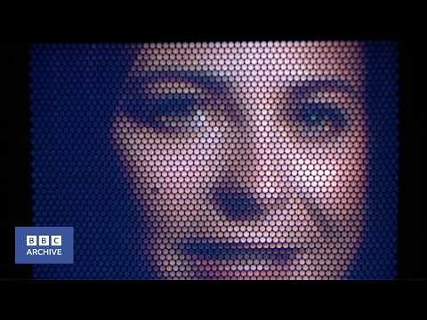 2000: Three Dimensional Television? | Tomorrow's World | BBC Archive