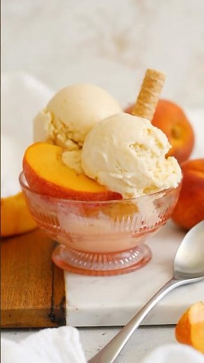 Homemade Peach Ice Cream (Made With Fresh Peaches!)