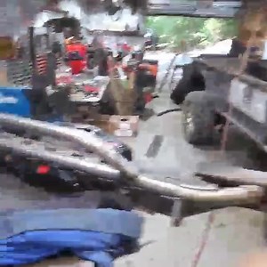 How do your lockers work? | BleepinJeep.com