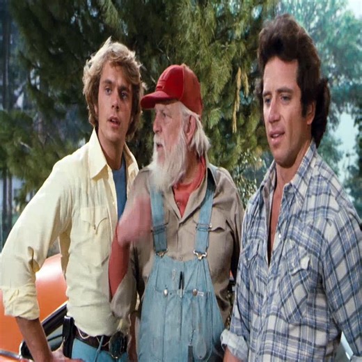 The Dukes of Hazzard S04E14 –Dukescam Scam Part 3 #dukesofhazzard #hazzardcounty #generallee #hazzard #daisyduke | Back To 80s,90s