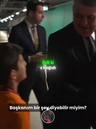 SERDAL ADALI GALATASARAYLI MİNİKLE FOTOĞRAF ÇEKTİRİP FORMA HEDİYE ETTİ! 🦅🔥
