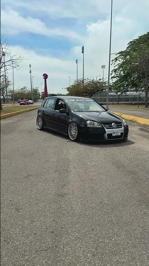 ¡Increíble Golf R32 con volante a la derecha en México! 🔥 La joya que sorprendió en Villahermosa