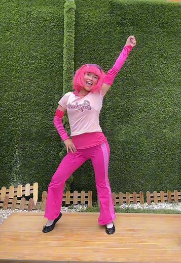 Dancing Duel Finale in LazyTown