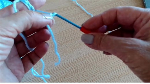 5.7K views · 20 reactions | How To Crochet A Chain For Beginners Step-By-Step Very Slow | DailyCrochet.com | Facebook
