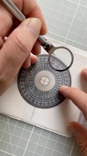 Clarissa Grandi on Instagram: "DAY 16: Smallest painting 🔎 My smallest paintings were created for my first 100 Days project, #100DaysOfCircleGeometry. Each one is enclosed in a 6.5cm diameter circle. It was during this project that I first started experimenting with stitching paper - a technique I have totally fallen in love with! It’s so calming and meditative to do, and it adds a textural, 3D element to artworks on paper. If you would like to try geometric paper embroidery, l have two Skillsh