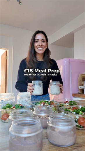 Dr Hazel Wallace BSc MSc MBBCh on Instagram: "4-Day Meal Prep for £15 🥣 ad All the ingredients I’m using are available on @Ocadouk, including great-value products from Ocado’s Big Savings event. It makes eating well so much more convenient - everything in one place, minimal substitutions, and delivery slots you can fit around your schedule 🗓️ What’s on the menu this week: 🥣 Breakfast: Bircher muesli 🍽️ Lunch: Gnocchi, pesto & veg bake 🍊Snack : Chocolate orange chia pudding + an easy peeler
