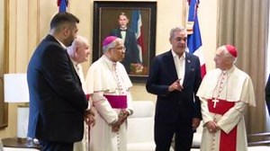 Abinader recibe visita del cardenal italiano Fernando Filoni https://eldia.com.do/abinader-recibe-visita-del-cardenal-italiano-fernando-filoni #abinader #FernandoFiloni #italia #italiano #LuisAbinader | Periódico El Día