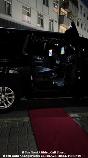 Black Truck Toronto: Reliable Airport Transfers & Rides