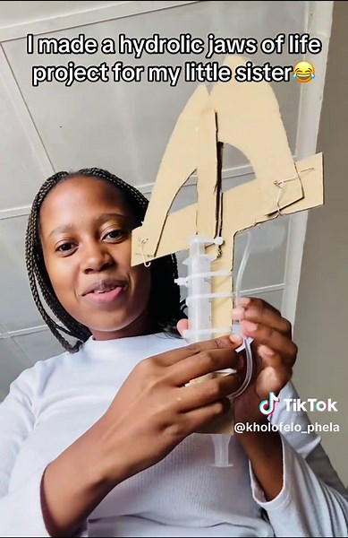 Creating a Hydraulic Jaws of Life Project for Kids