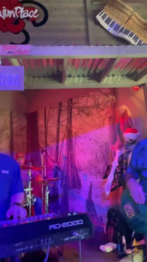 The champ is shucking tonight at Dat Cajun Place! Let’s visit!🤠 | Dr. Shane