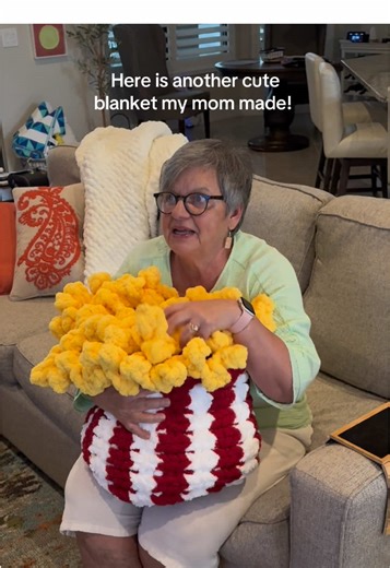 Another cute blanket made by my mom! Pattern from @The Crochet Collector 🍿