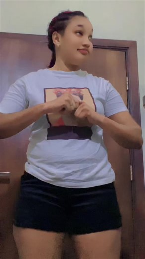 فيديوهات أنشأها Princess Prentice🇰🇪🇦🇪🇺🇸 (@princess.prentice) باستخدام original sound - Kevin✅️