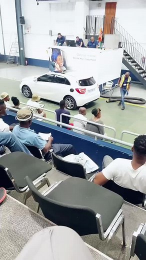 Live Car Auction Tips and Bidding Guide