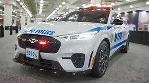 La police de New York reçoit une Ford Mustang Mach-E GT