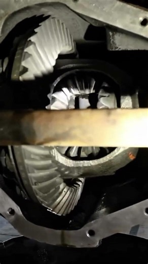 Is A Dodge Ram Front Differential Service Really This Simple? 👀🛢️
