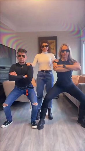 Macarena Challenge con amigos 😎😅 #alioga #macarenachallenge #Macarena #momentazos #encuentro #amigostiktok #equipazotiktokspfitymas #9fity | Alicia Ontanilla Galindo