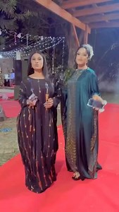 Twiga na Ngamia kwenye mawindo yao 😅😂😀 @luludivatz @zaiylissa | Haji Manara