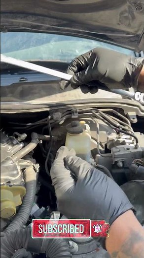Lexus starter removal tip #automobile #mechanic #lexus #starter