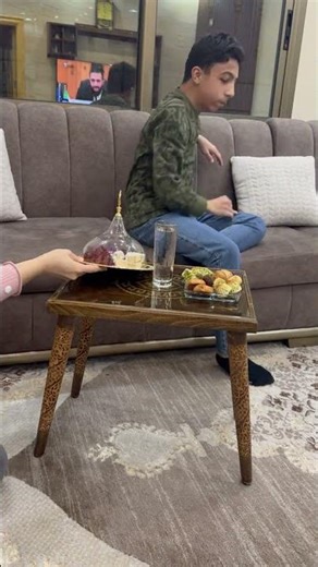 وقت تجي الضيافه 😅