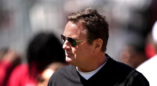 Bob Stoops Reveals The SECRET WEAPON To Oklahoma's Offense