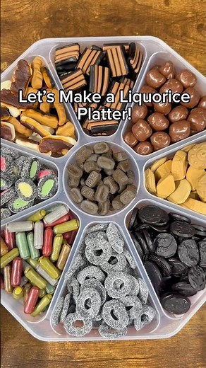 🏴‍☠️🚛Let’s make a LIQUORICE Candy Platter! Do you like black liquorice?!🚛🏴‍☠️ #shorts