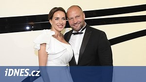 Jsem typ ženy, která se nebojí stárnout, říká bývalá miss Lucie Šlégrová - iDNES.cz